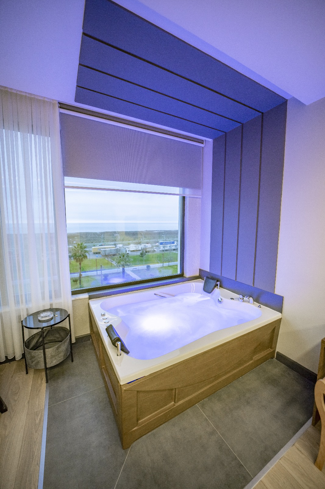 King Suite Room 1